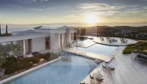 Amanzoe